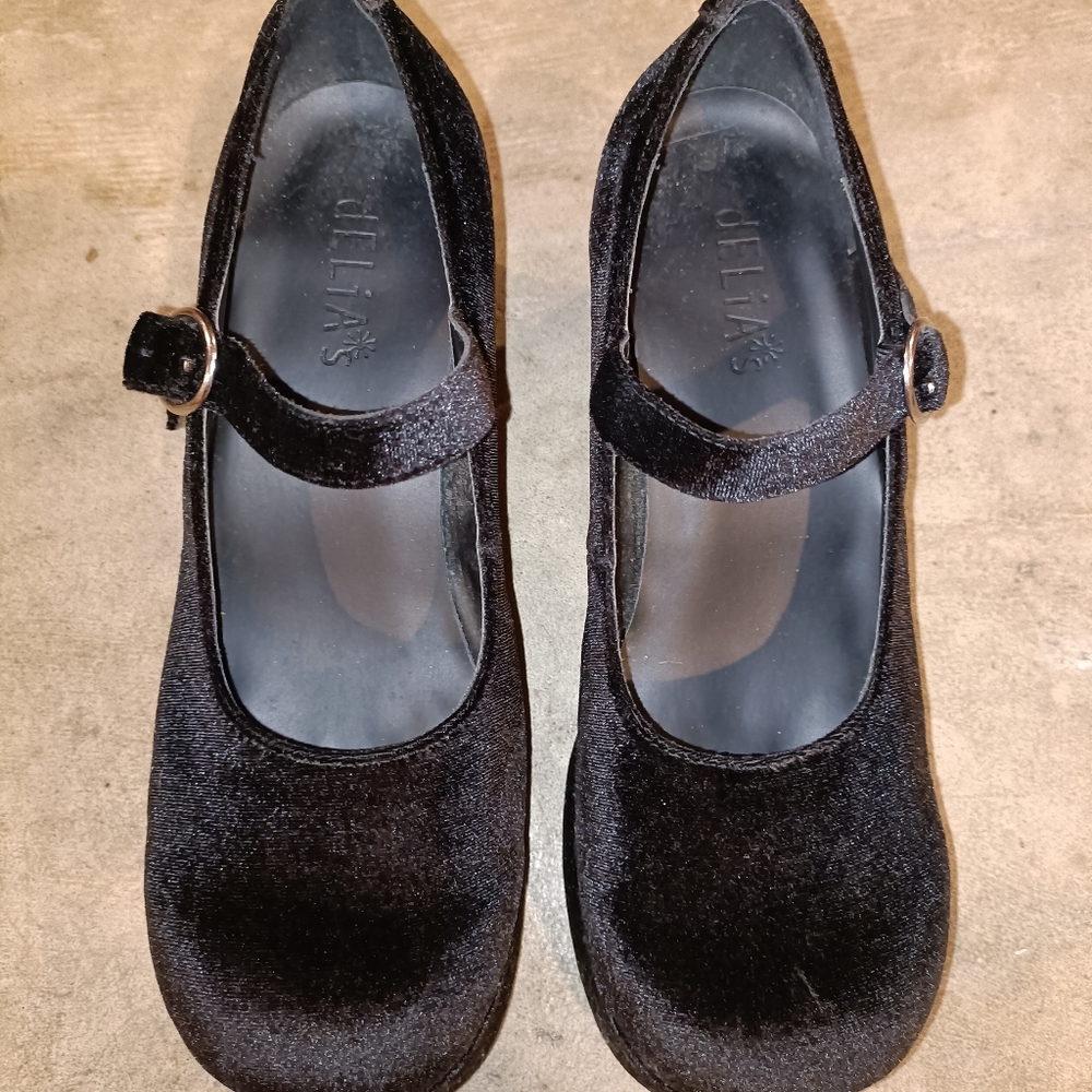 DELIAS Recess Mary Jane's size 8